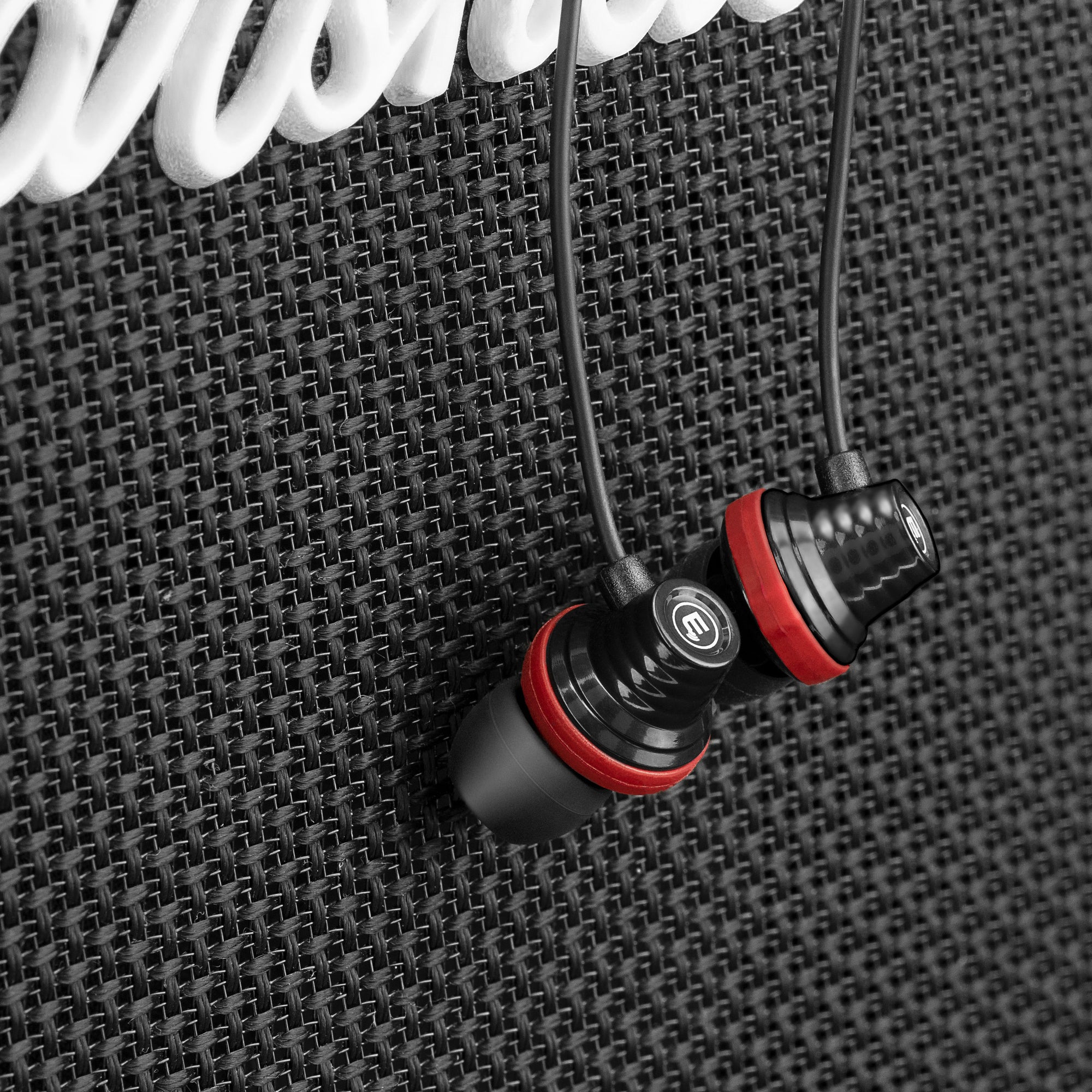 سماعات أذن سلكية من Zeta مع جهاز تحكم عن بعد وميكروفون