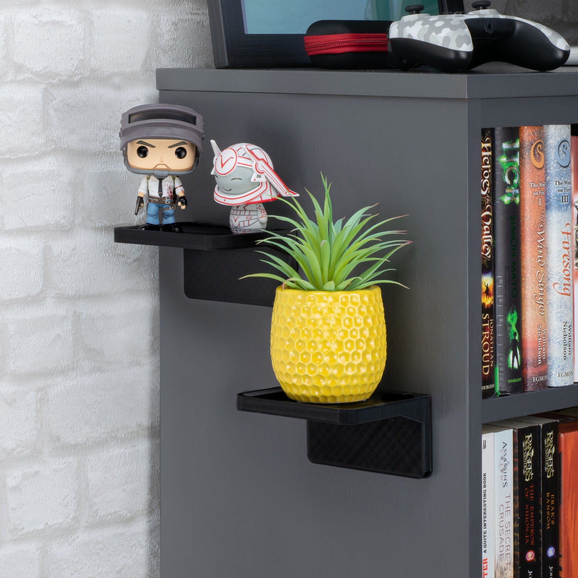 4.4&quot; Adhesive Floating Shelf (UM155) for Cameras, Baby Monitors, Plants &amp; More (113mm x 83mm / 4.4” x 3.2”)